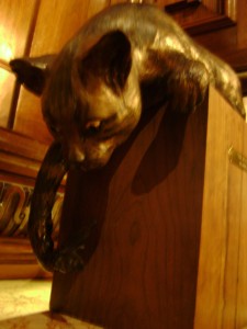 'The Hunter' Cat Sculpture